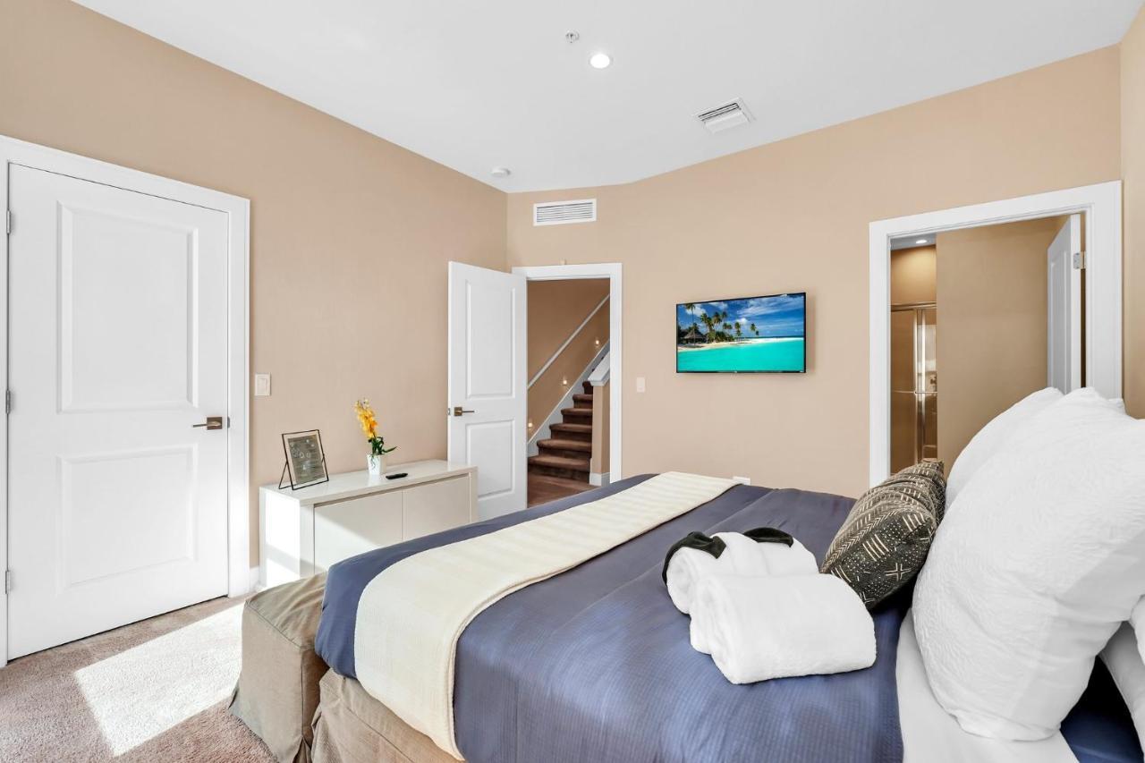 Luxury Villa Less Than A Mile From Disneyworld -Bonus Elevator- Orlando Bagian luar foto