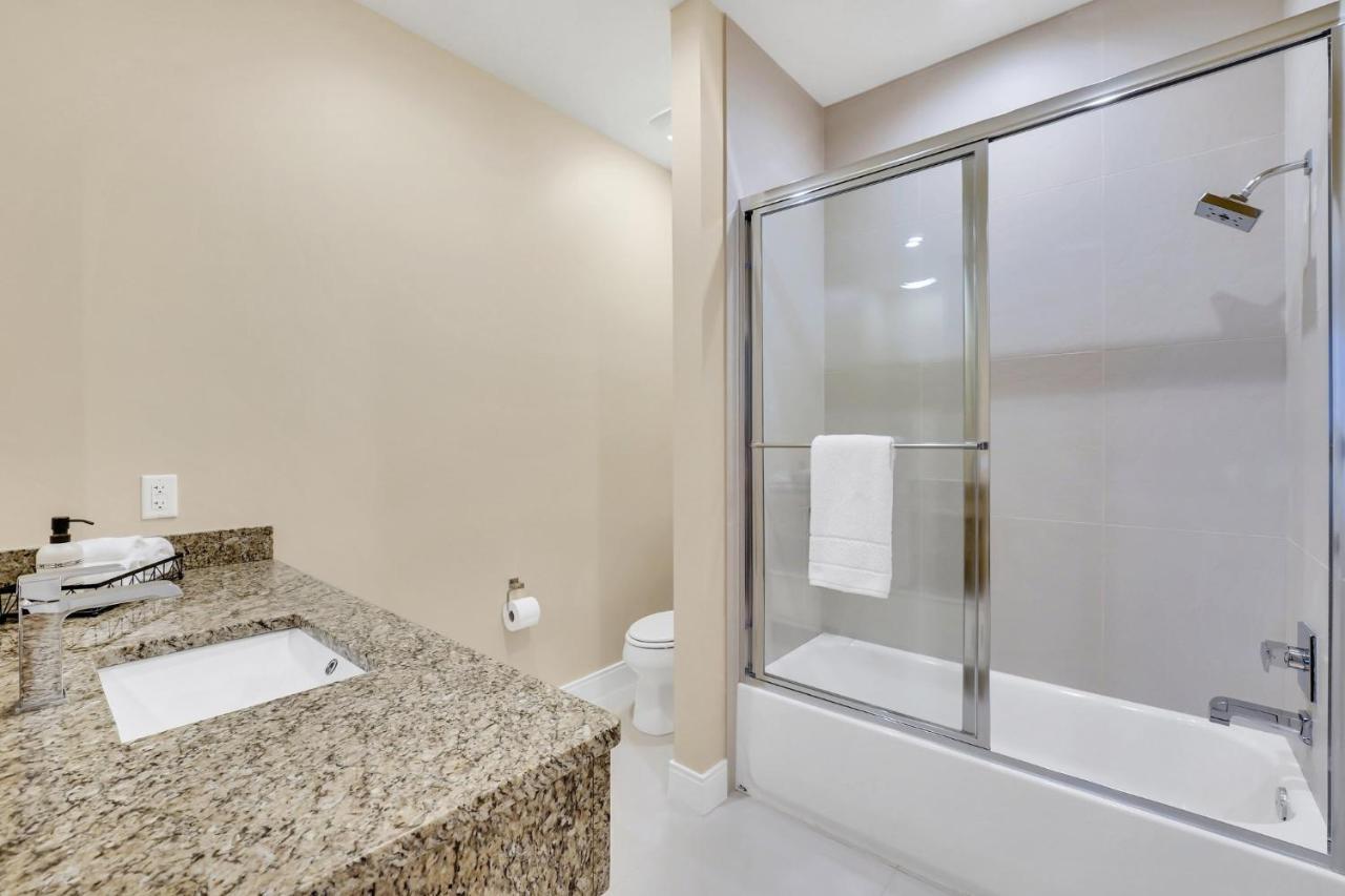 Luxury Villa Less Than A Mile From Disneyworld -Bonus Elevator- Orlando Bagian luar foto